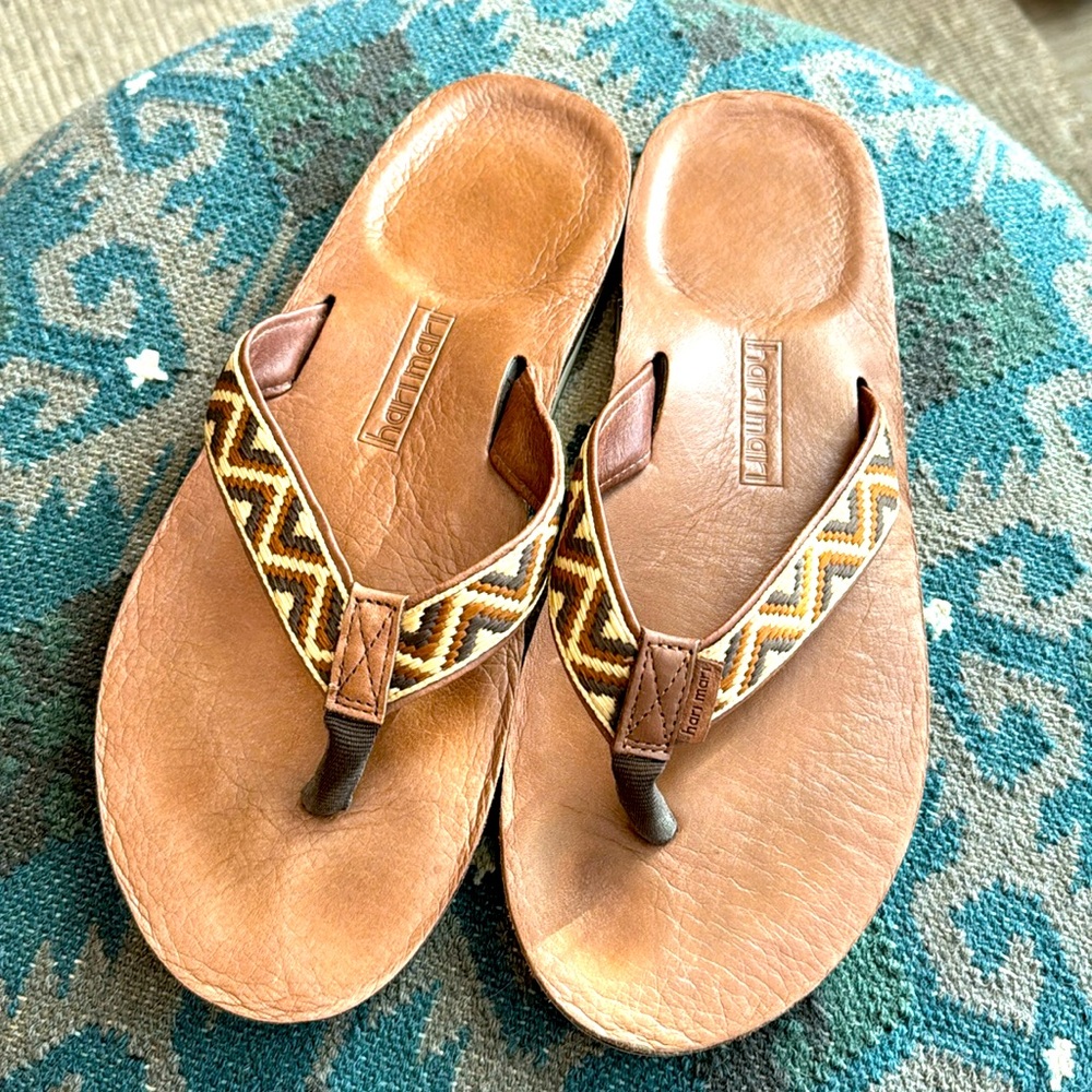 Hari Mari Field’s flip flops men’s size 12